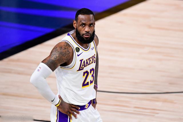 弗格34+10付豪18分 辽宁再胜新疆总比分2-0